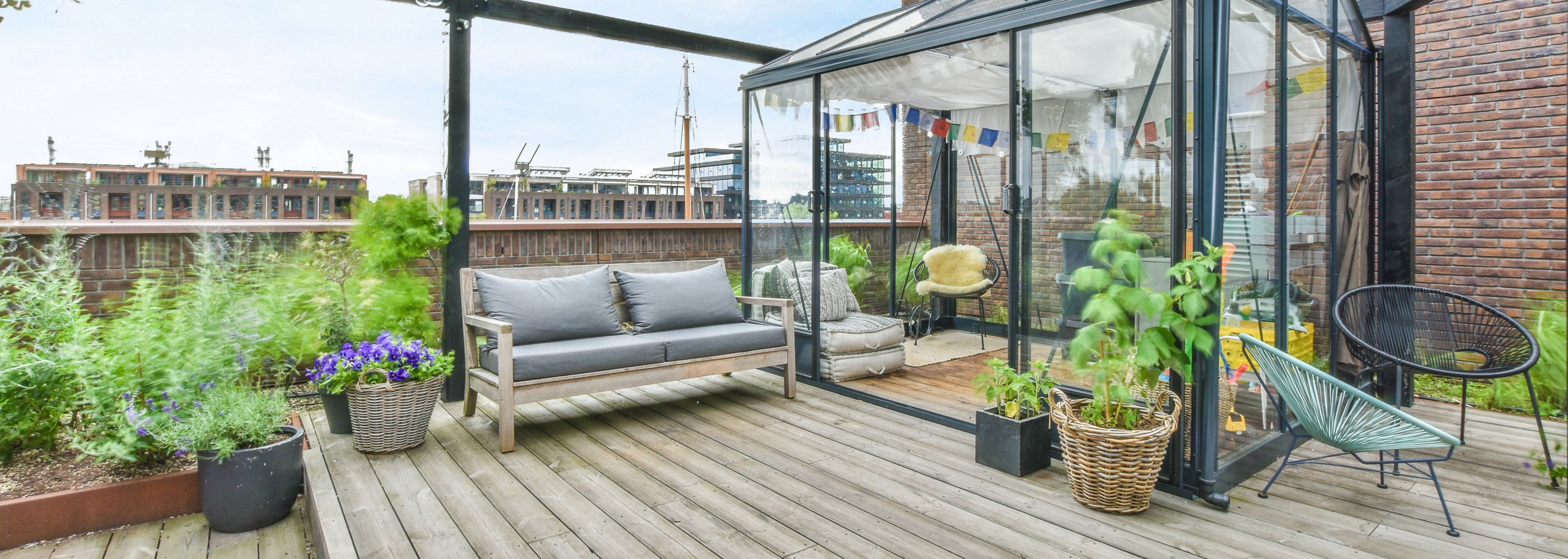 Terrassen Lounge 2025 – So wird dein Außenbereich zur Wohlfühloase - AMBIENDO