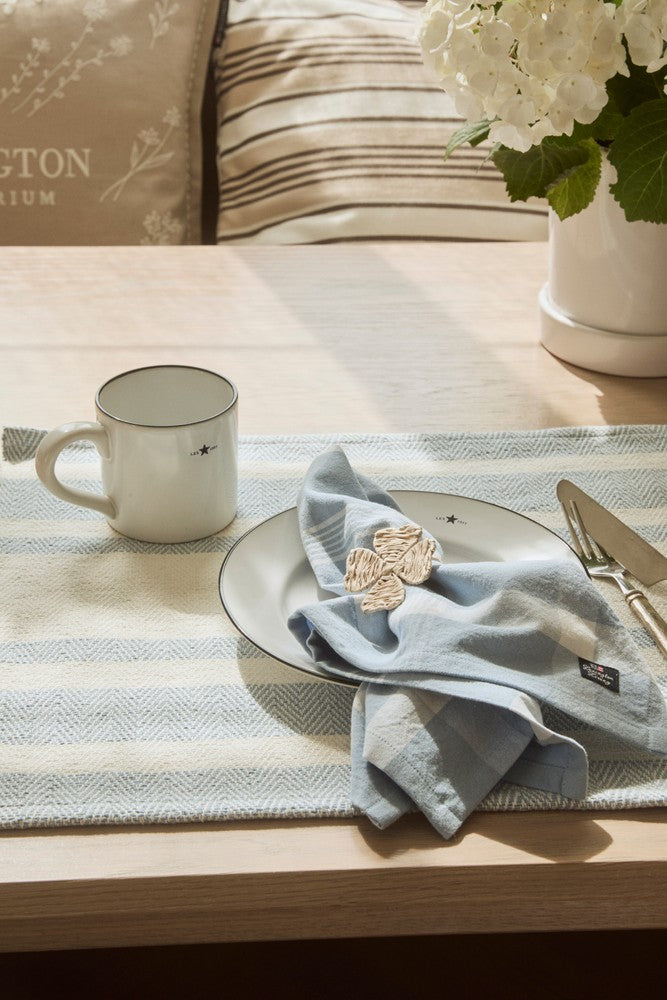 VI 19490_f174568ce8-06_spring_kitchen_011_.jpg