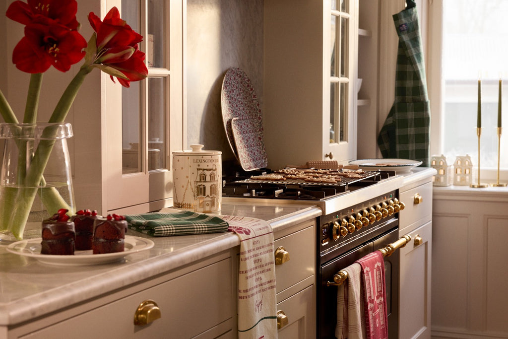 VI 20132_e2da0f06a9-lexington_christmas_kitchen_liggande_035.jpg