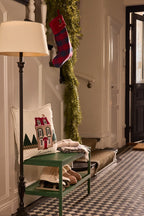 VI 20146_7f865c786f-lexington_christmas_livingroom_hallway_staaende_032.jpg