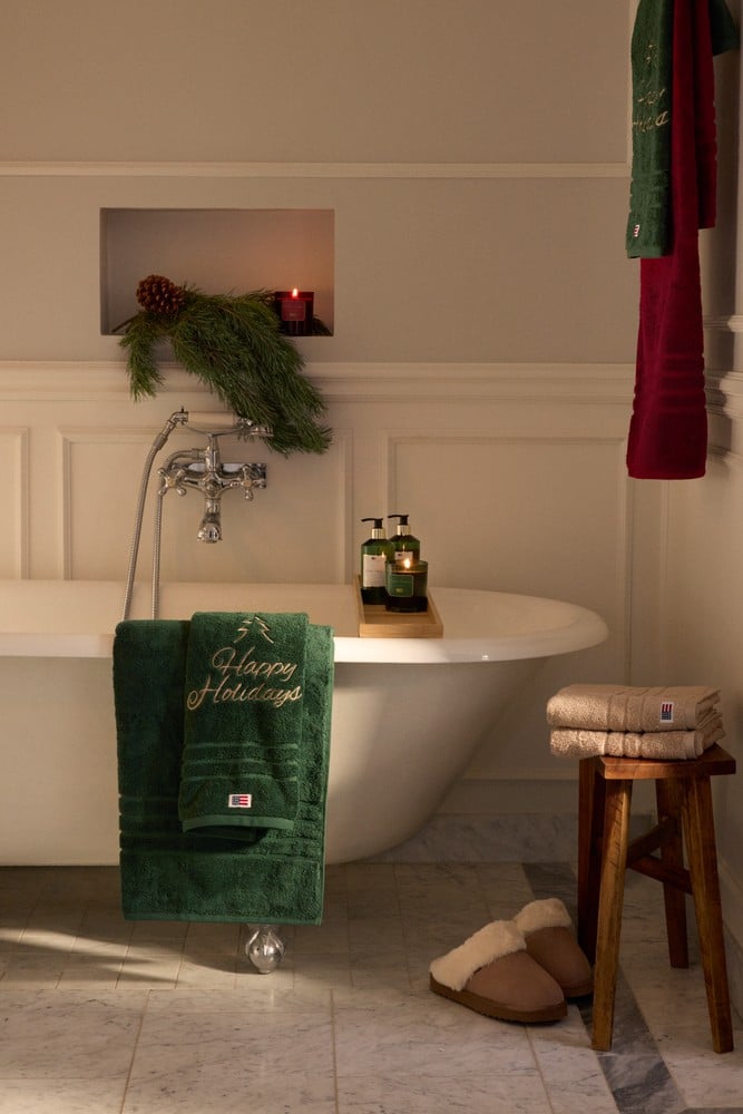VI 20155_df9bd2c7cf-lexington_christmas_bathroom_staaende_031.jpg