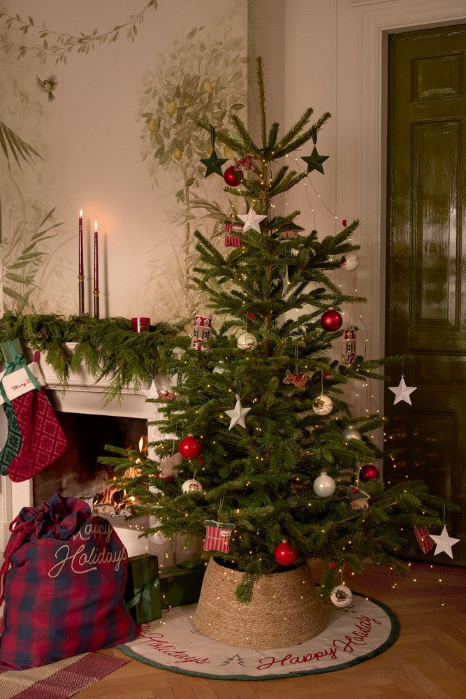 VI 20171_ba4ad69a58-lexington_christmas_livingroom_giftgiving_julgran_034.jpg