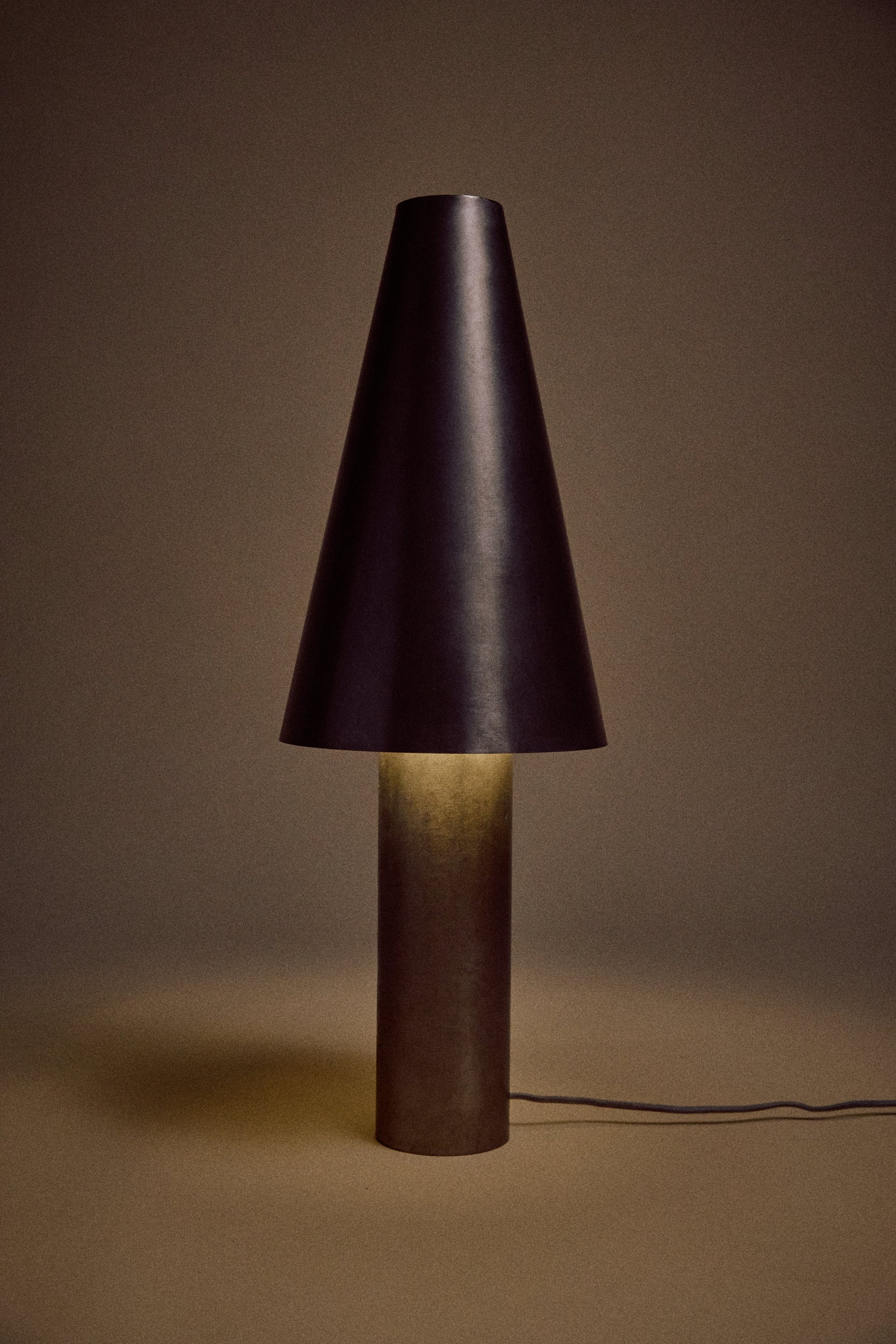 VI 2025_HKLIVING_LAMPS_LR_-18.jpg