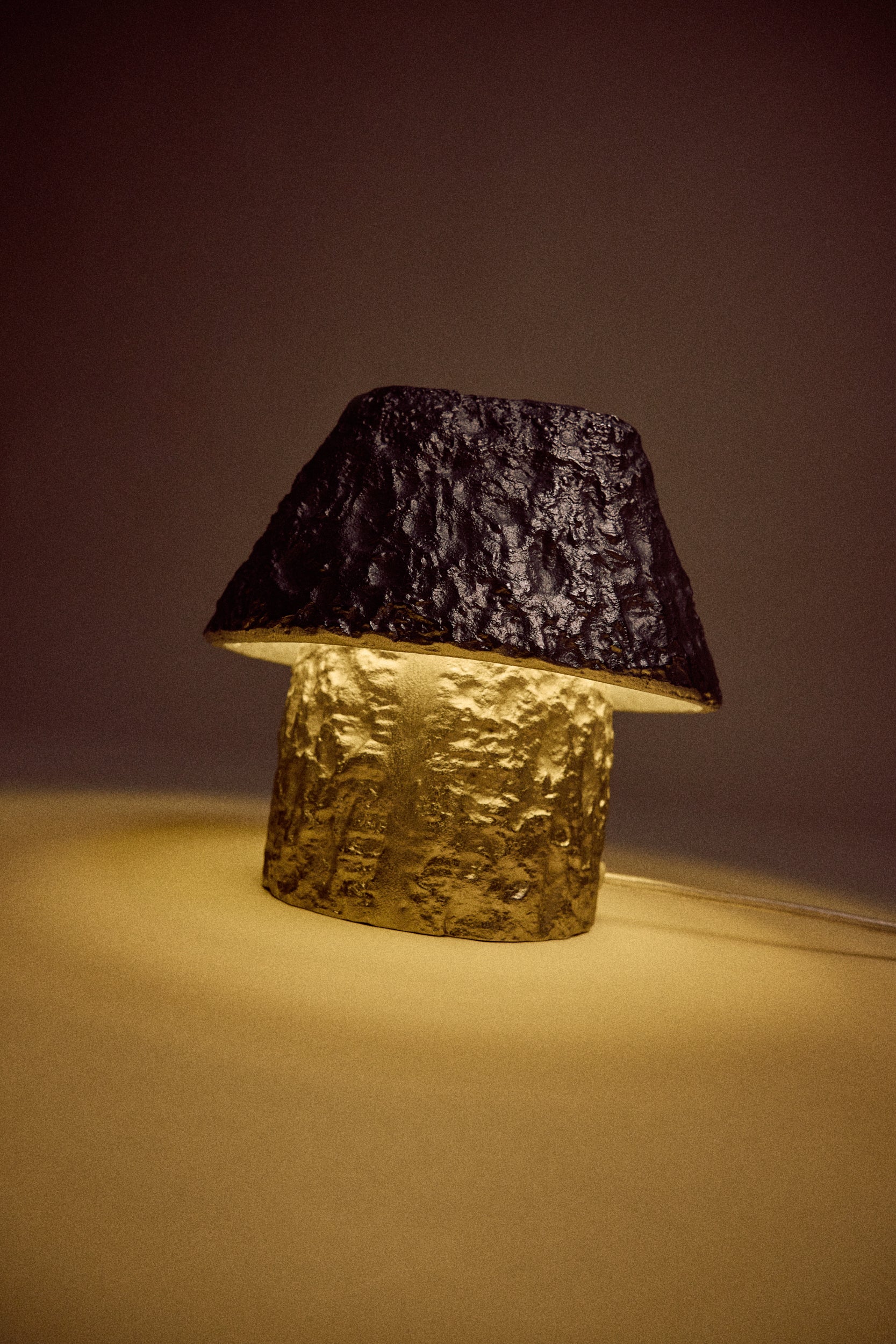 VI 2025_HKLIVING_LAMPS_LR_-8.jpg