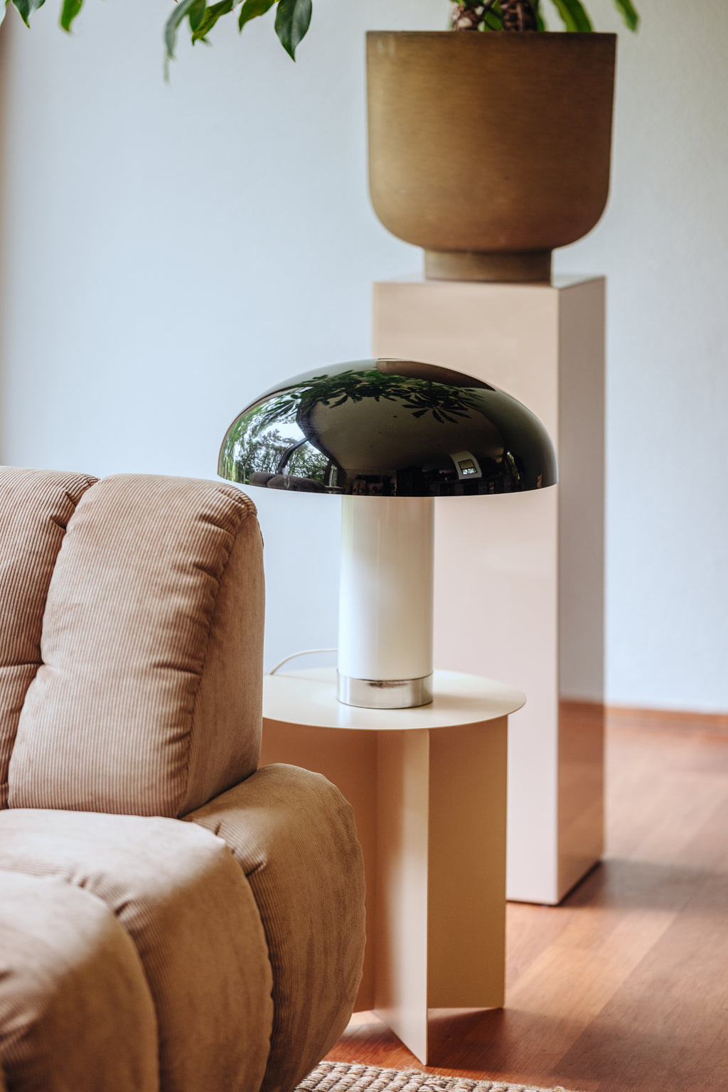 VI 2324_Collection_HKliving_Shoot_2_LR_052.jpg