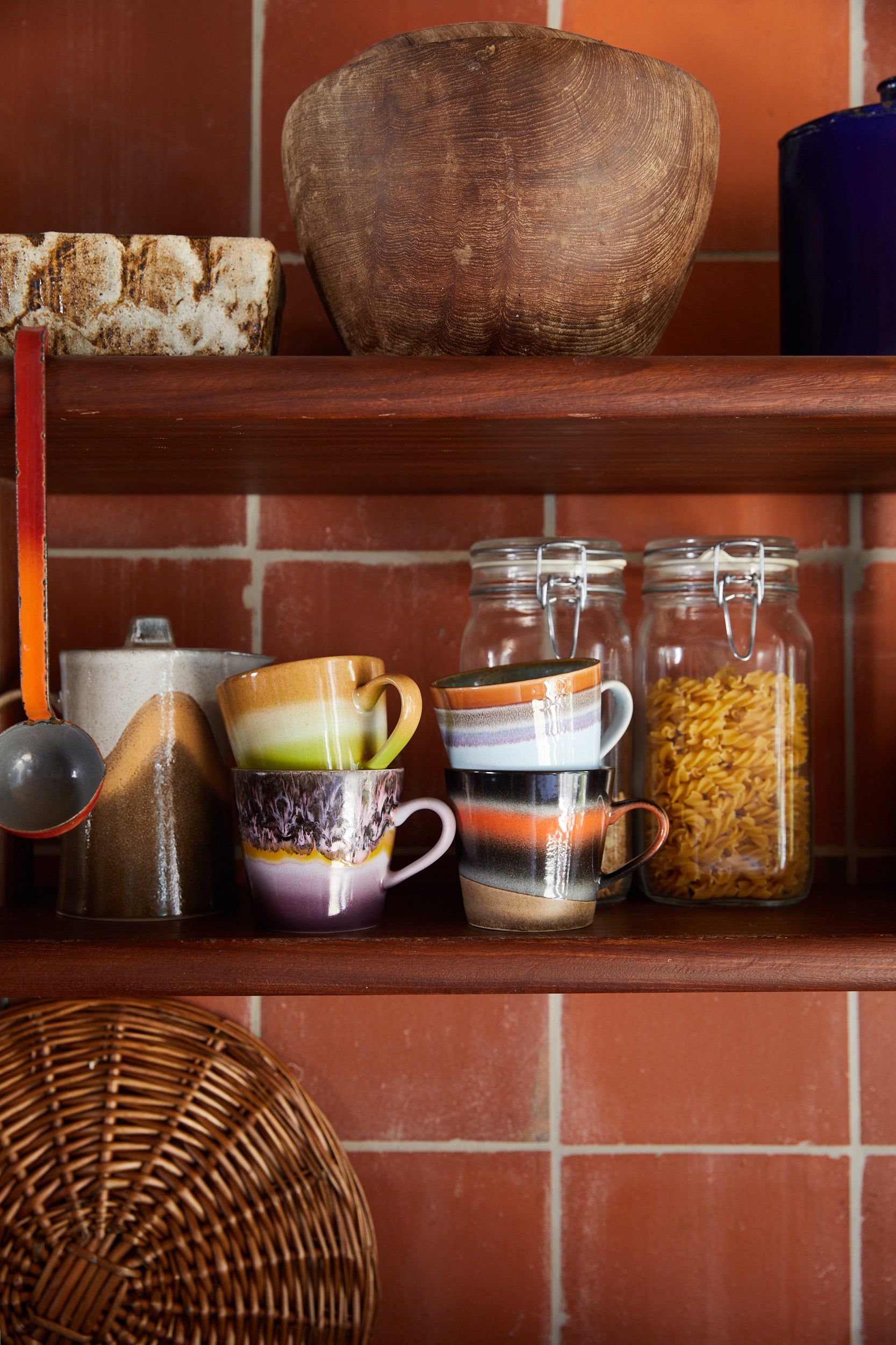 VI 2324_Collection_HKliving_Shoot_3_LR-70.jpg