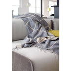Rohleder Plaid Square – Geometrische Wohndecke aus Wolle