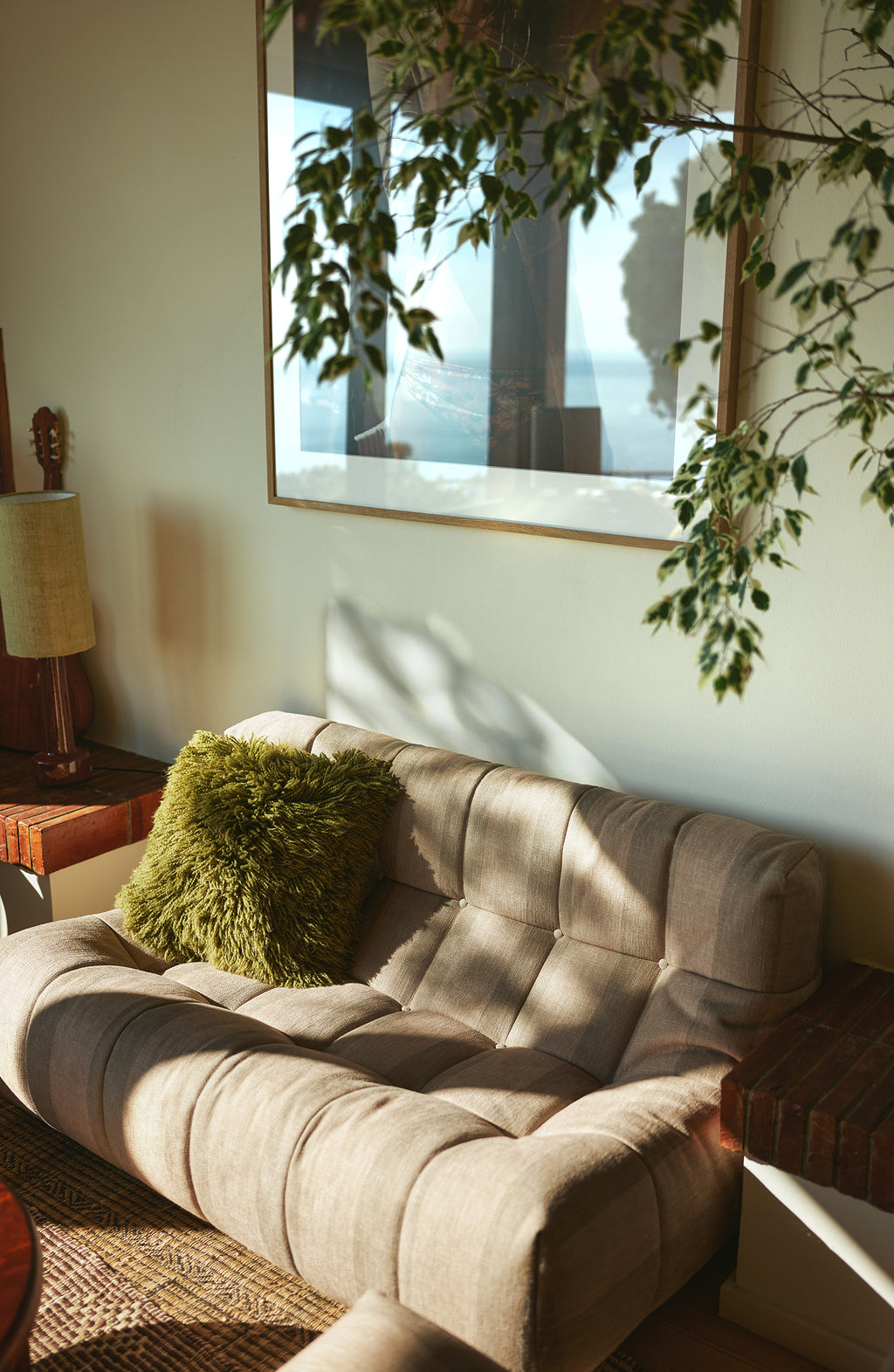 VI 2425_Collection_HKLIVING_Shoot_1_LR_-202.jpg