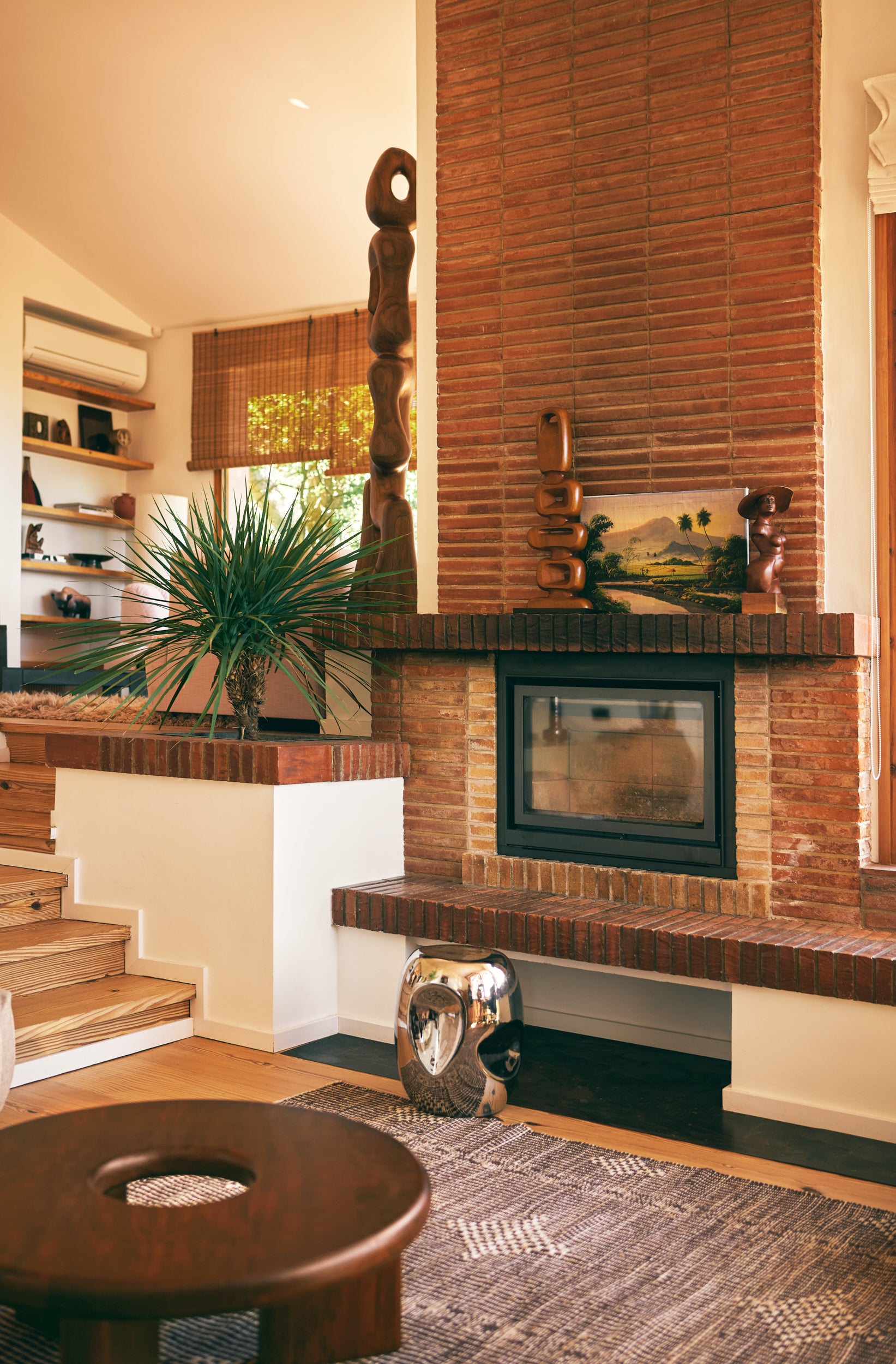 VI 2425_Collection_HKLIVING_Shoot_1_LR_-354.jpg