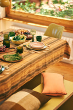 VI 2425_Collection_HKLIVING_Shoot_1_LR_-773.jpg