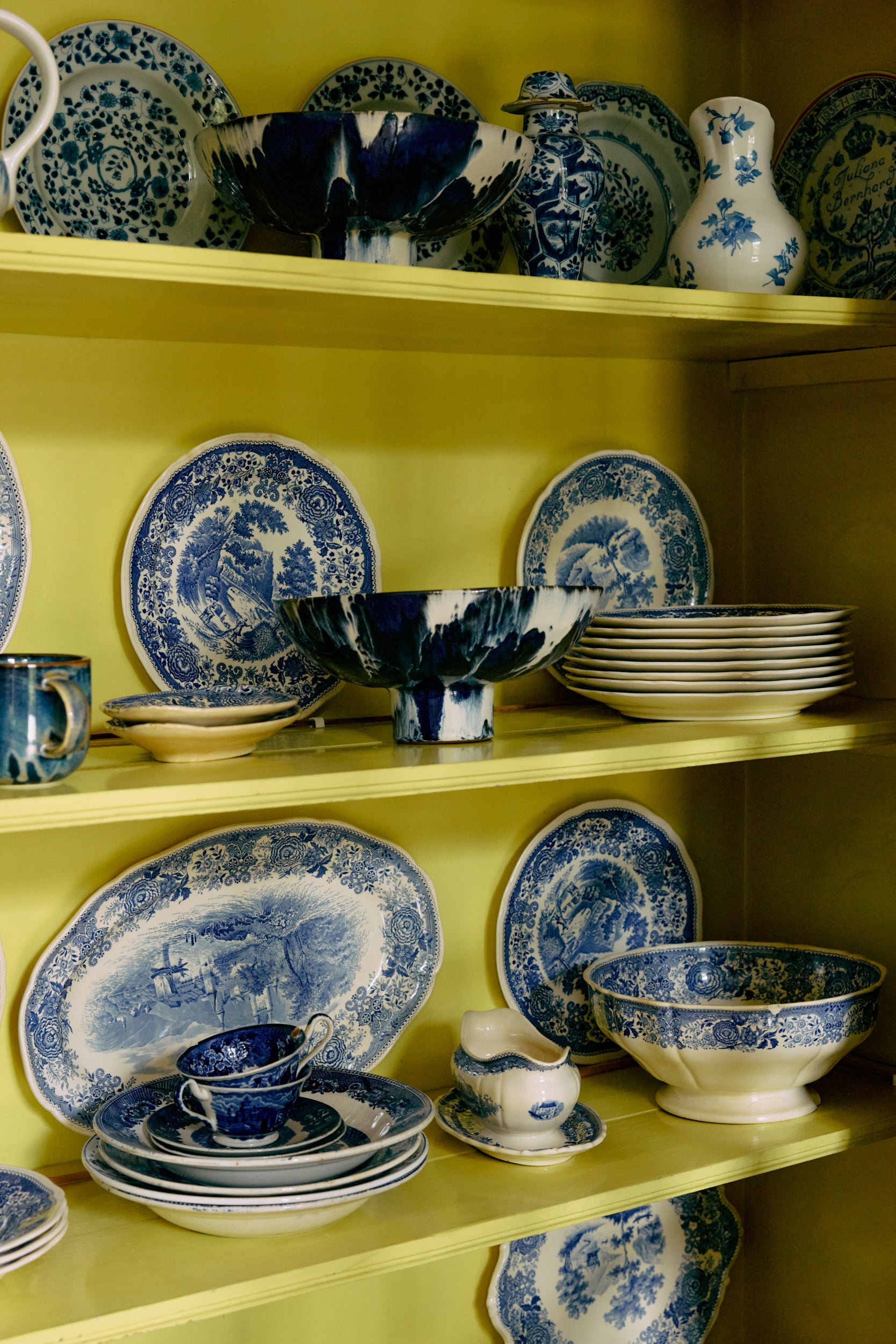 VI 2526_Collection_Shoot_HKLIVING_LR_547.jpg