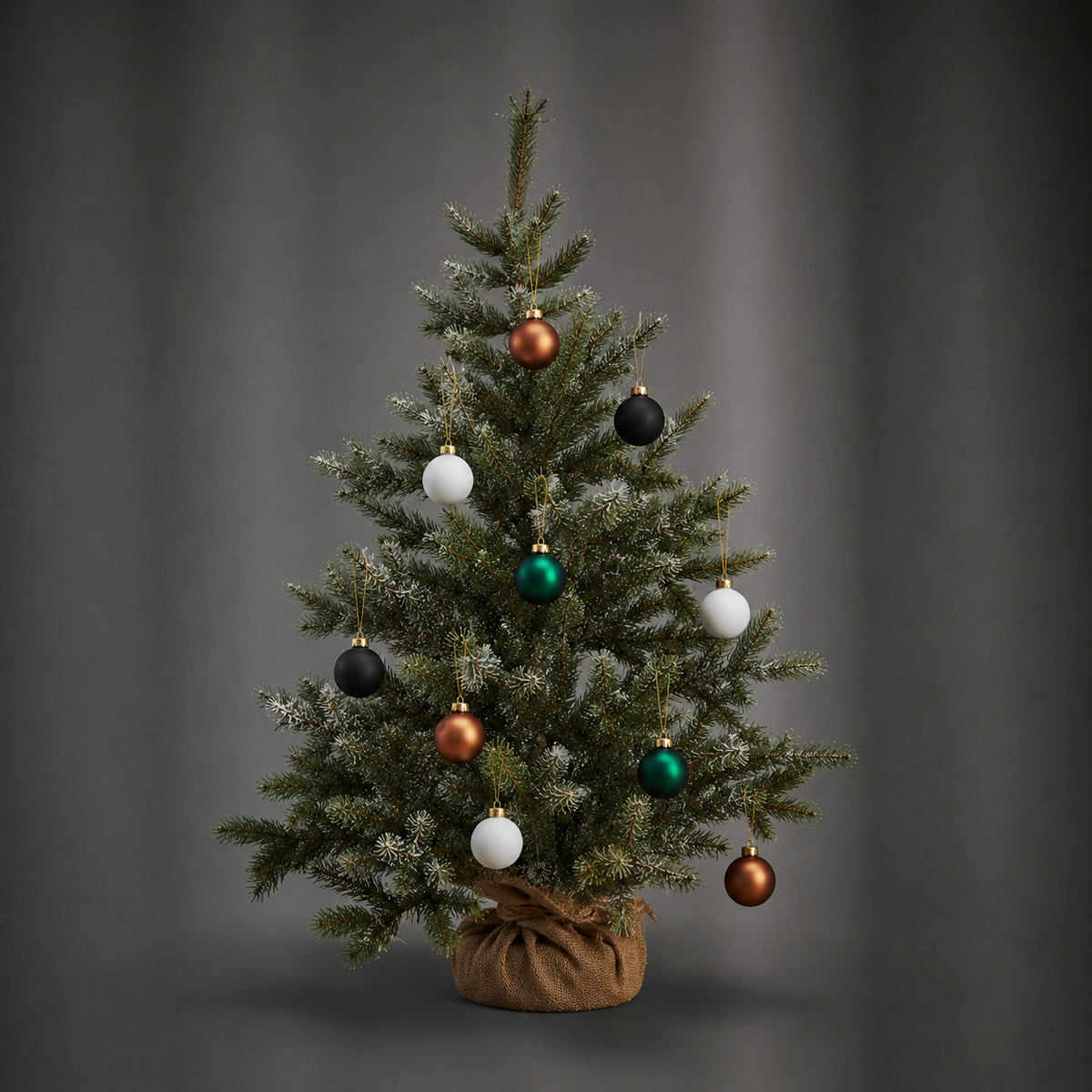 VI 370001_NORDKAP_Weihnachtskugeln.png