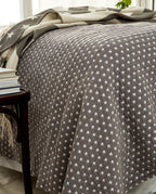 VI 4232_723bb5bfbc-icons_star-bedspread_gray_10.jpg