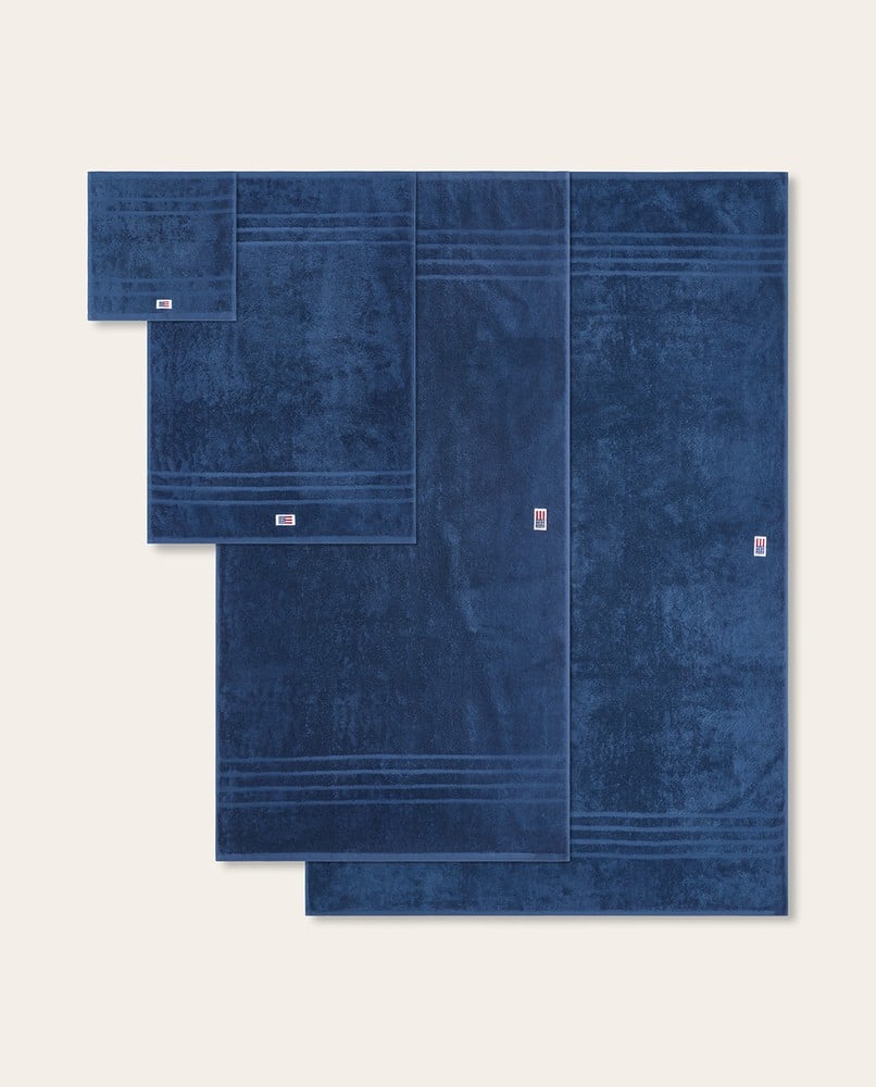 VI 4239_f175e08148-towel-2_size-l.jpg