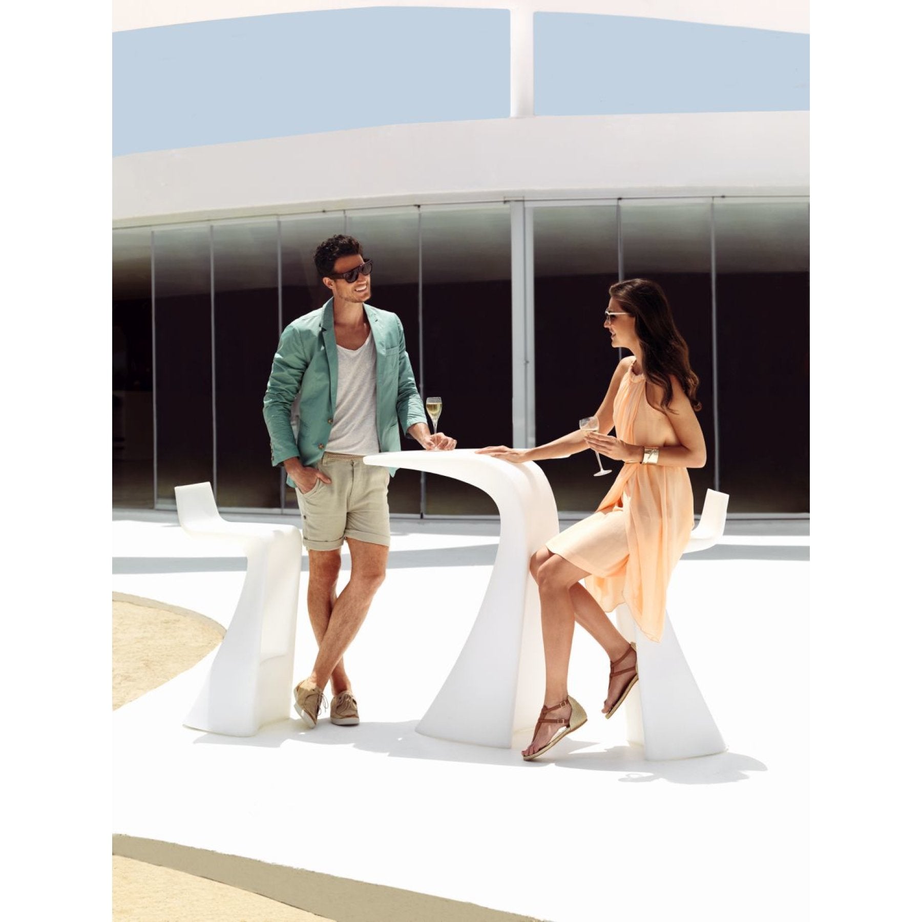 460811