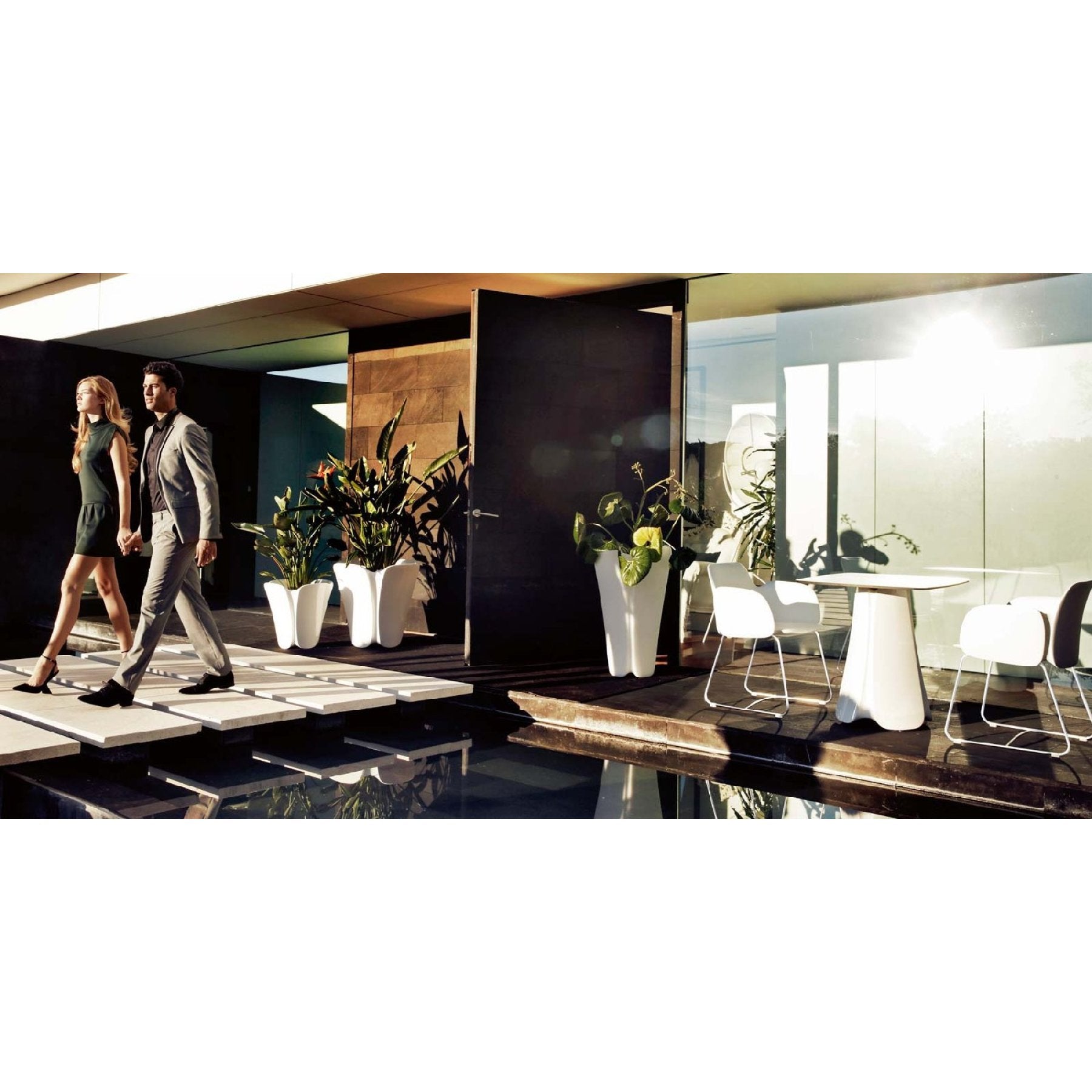 460860