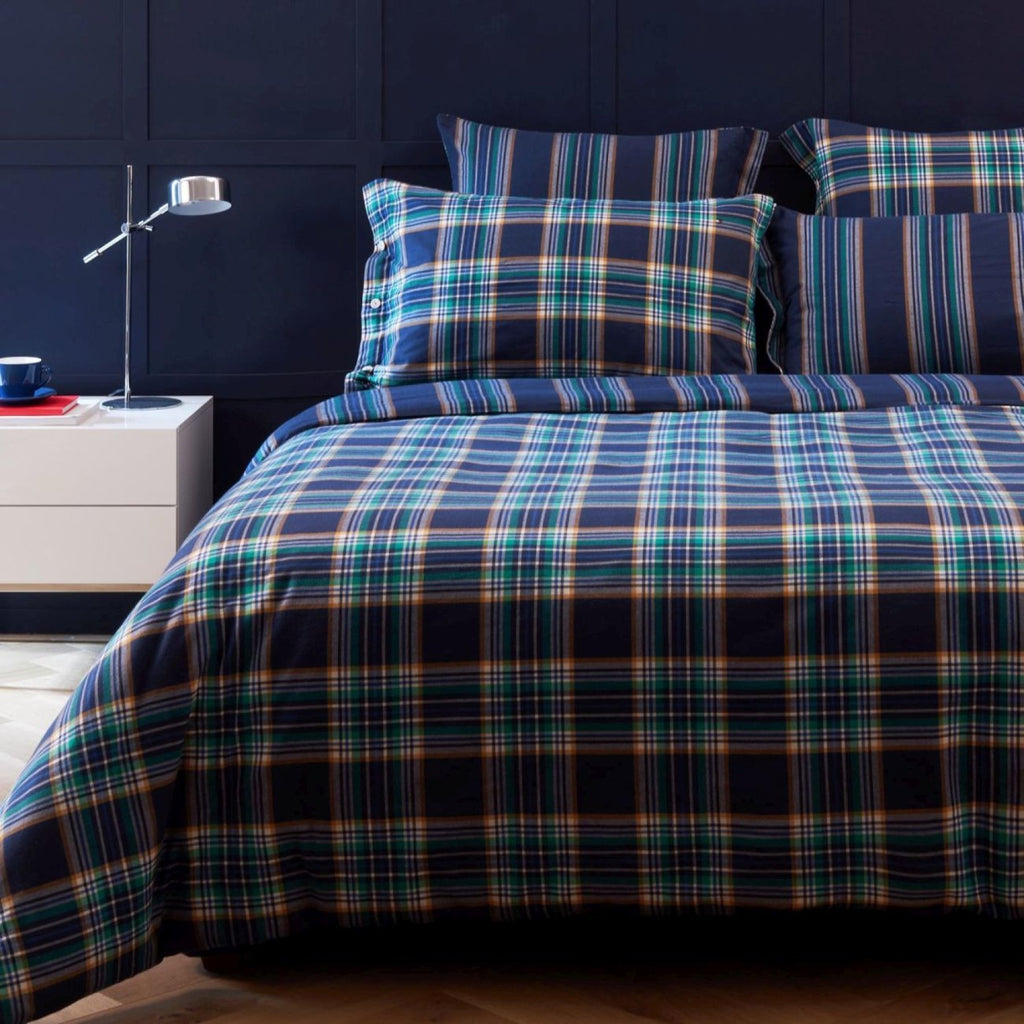 467652