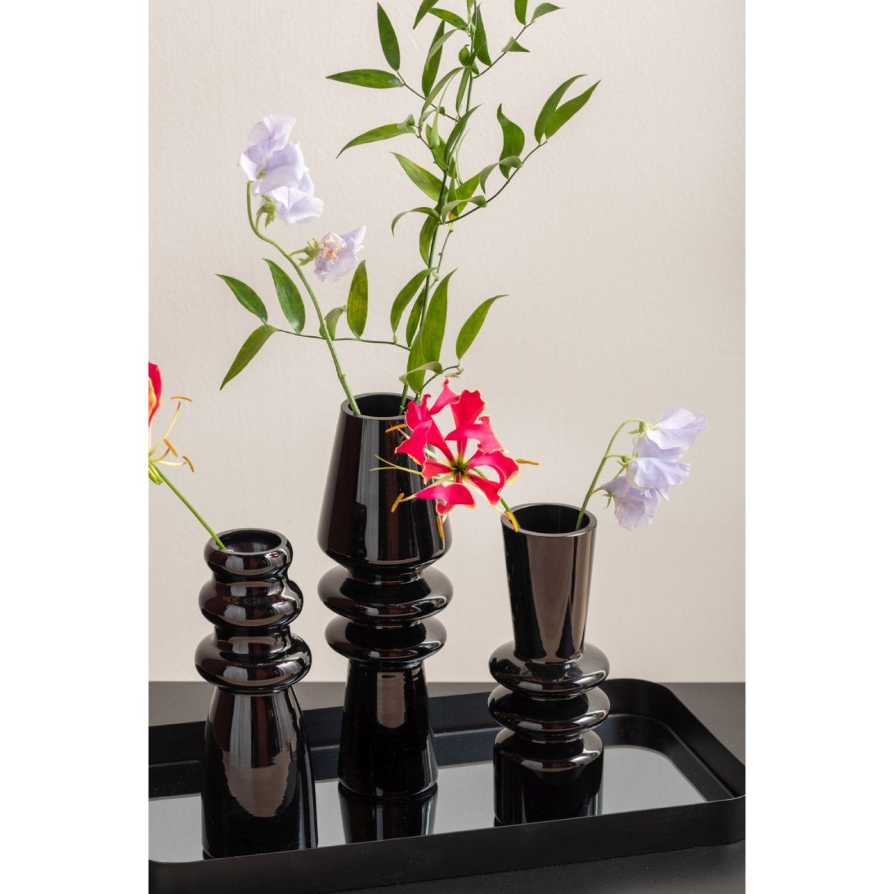 473023