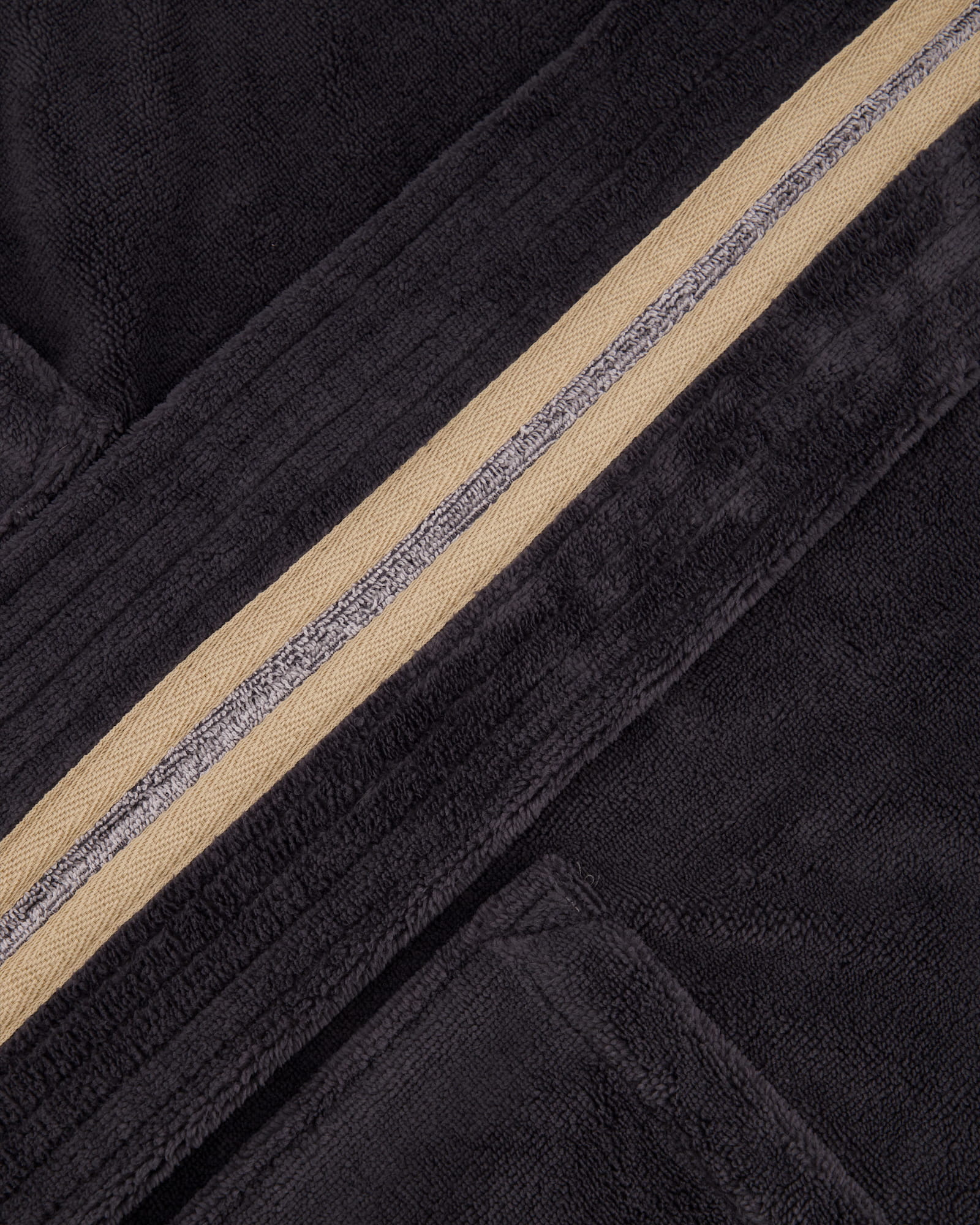 5000155843_ca-831-73-BM_Detail-1600x2000-1.jpg