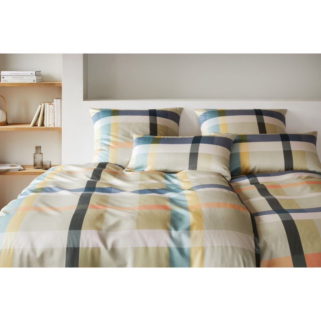 519653