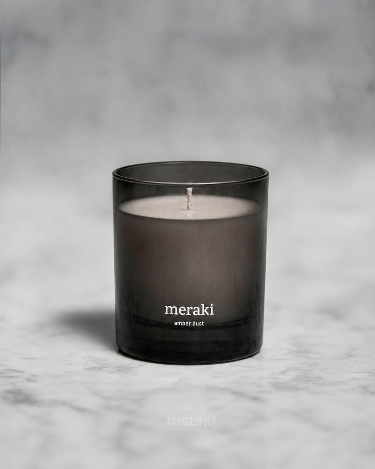 Meraki Amber Dust Duftkerze