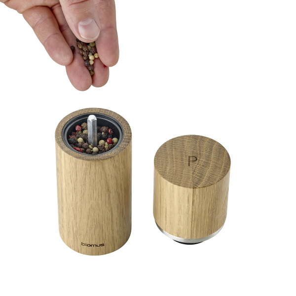 VIX 64697_05-medium-png.png