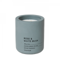 blomus FRAGA Duftkerze Rose & White Musk – Sojawachs
