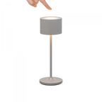 VI 67047_005_Hand_FAROL-MINI-medium.webp