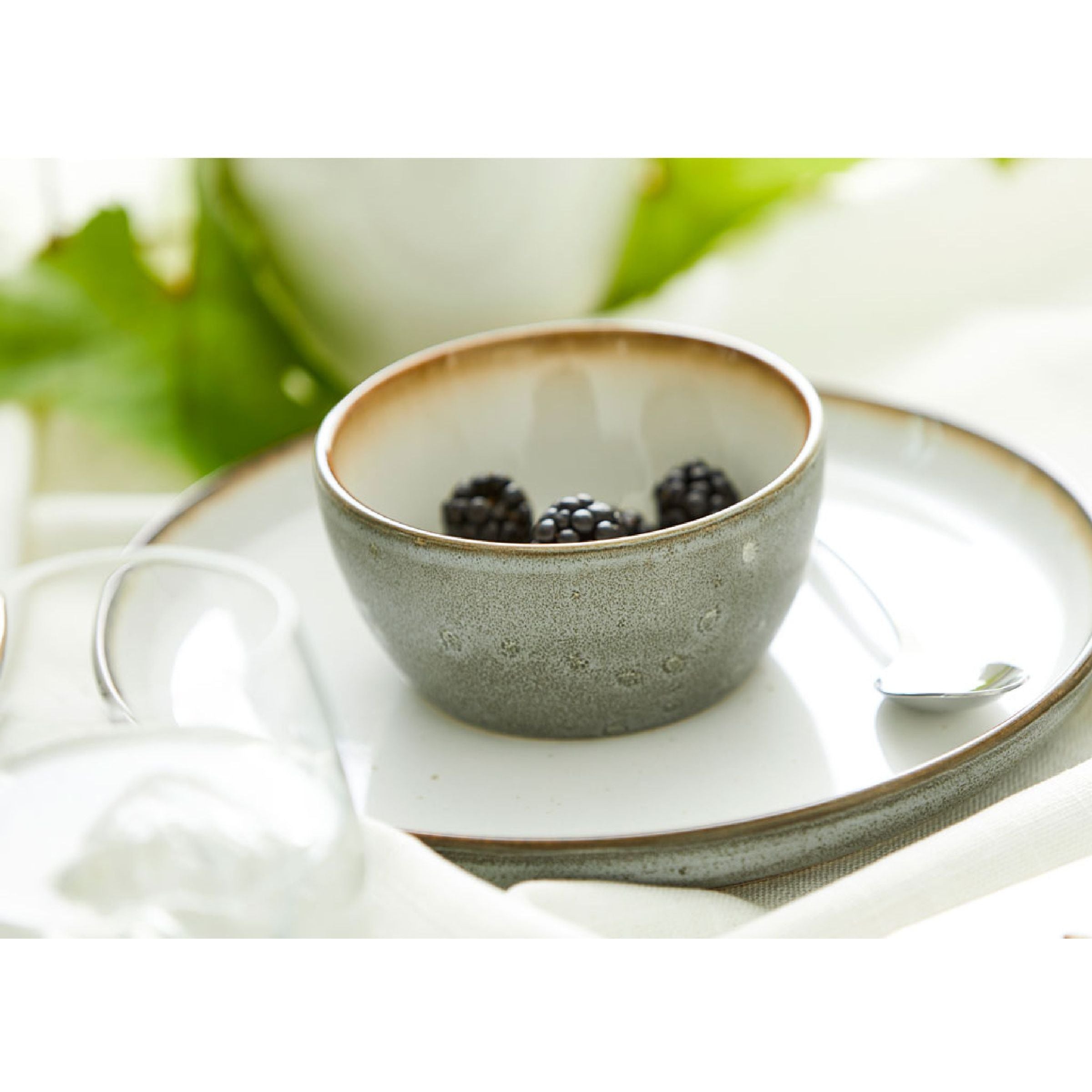 527840