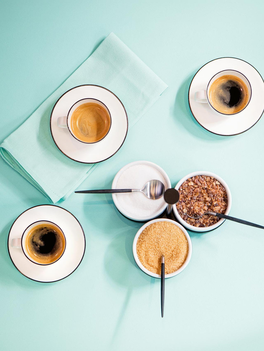 VI Ligne-noire-Kaffe1e.jpg