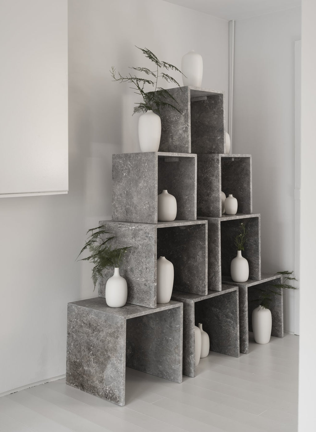 blomus CEOLA Keramikvase – matt glasierte Oberfläche