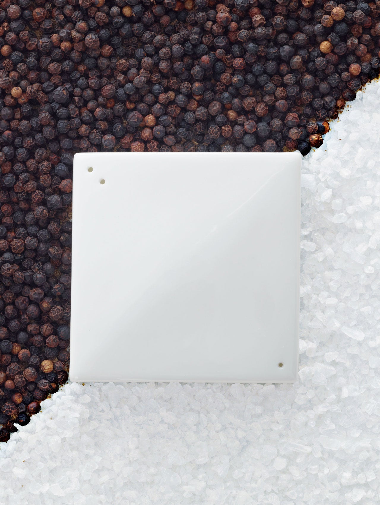 VI atable-salz-pfefferstreuer-quadratisch.jpg