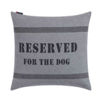 David Fussenegger Reserved for the dog Hundebett
