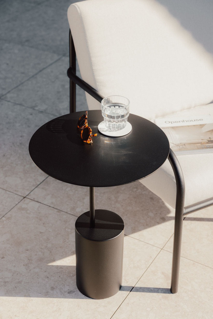 Metallbude Ciro Outdoor Beistelltisch – AMBIENDO